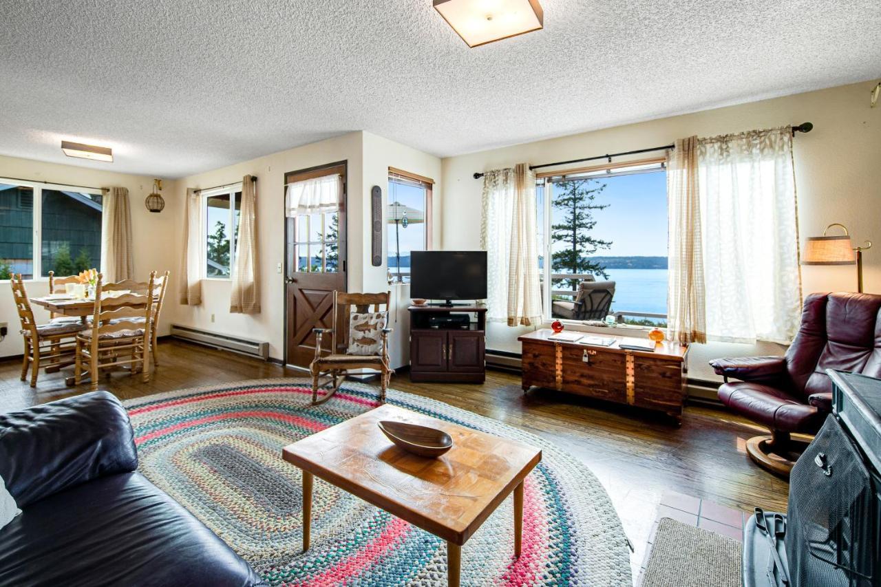 Sundown Memory Lane Cabin Camano Экстерьер фото